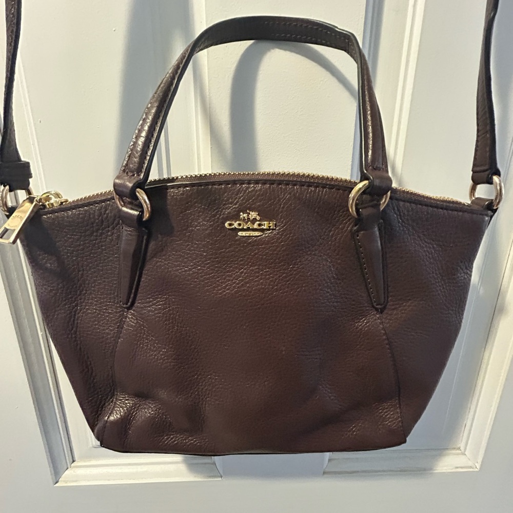 Coach Burgundy/Dark Brown Leather Shoulder Bag